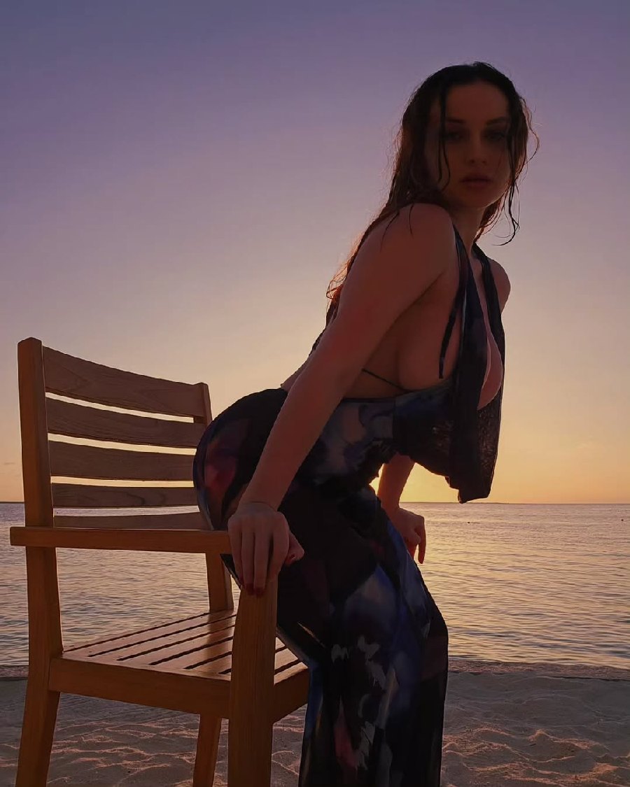 Sexy girl Miranda Faith nude in Puducherry