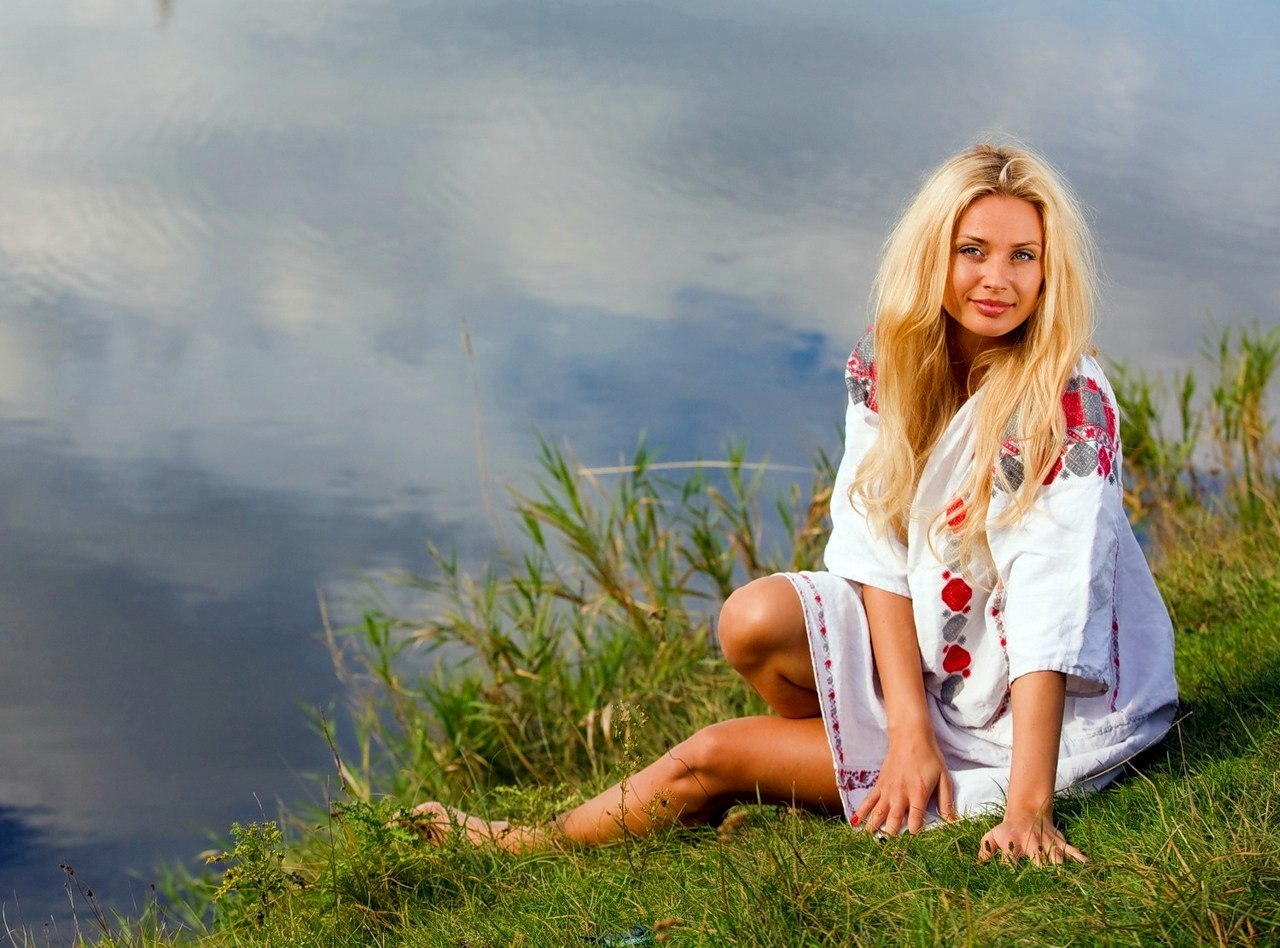 Sexy girl Slavic girls in Puducherry