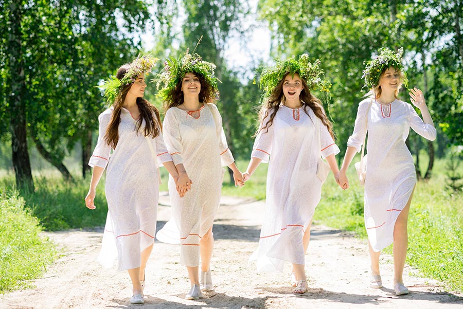 Slavic girls in Puducherry