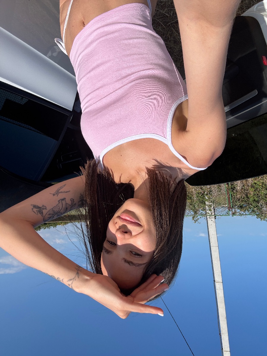 Sexy model Tina in Puducherry